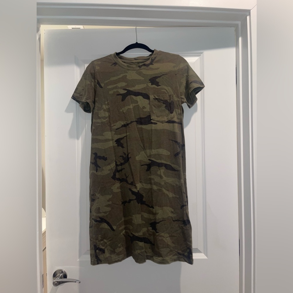 Mod On Trend Camo T-Shirt dress